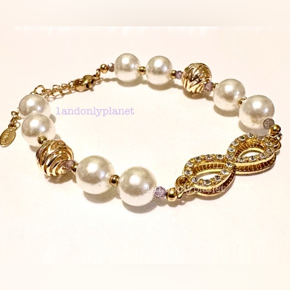 Just in💕 NEW Elegant Pearl & Natural Stone Infinity Bracelet w Gold Zebra Beads - Picture 3 of 3